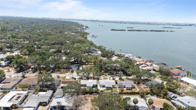 8347 41ST AVENUE N, St Petersburg, FL 33709