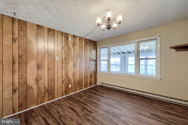 1789 ROOSEVELT AVE, York, PA 17408