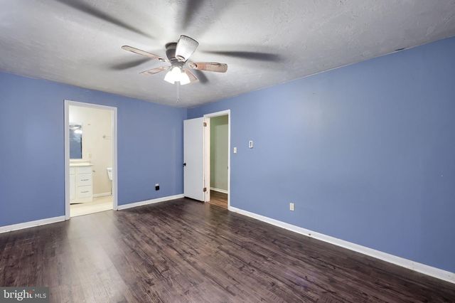 1789 ROOSEVELT AVE, York, PA 17408