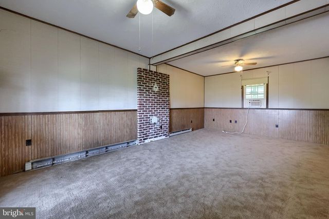 1789 ROOSEVELT AVE, York, PA 17408