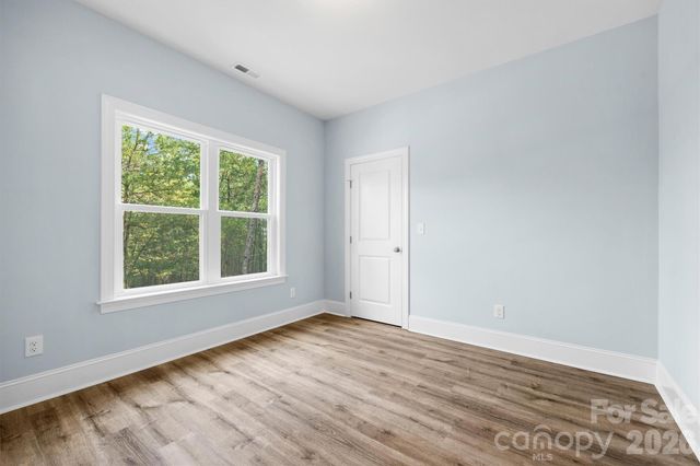 12057 Mariners Cove Court, Lancaster, SC 29720