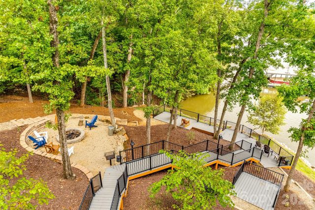 12057 Mariners Cove Court, Lancaster, SC 29720