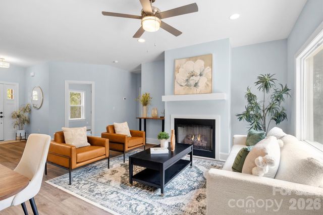 12057 Mariners Cove Court, Lancaster, SC 29720