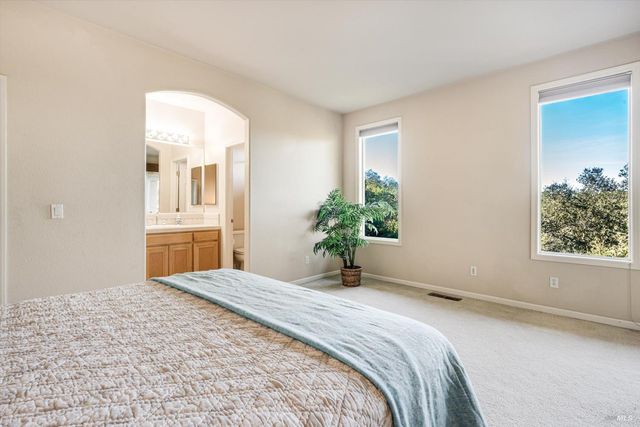 3435 Terra Linda Dr, Santa Rosa, CA 95404