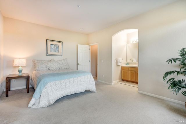 3435 Terra Linda Dr, Santa Rosa, CA 95404