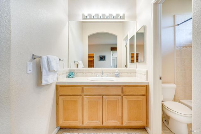 3435 Terra Linda Dr, Santa Rosa, CA 95404