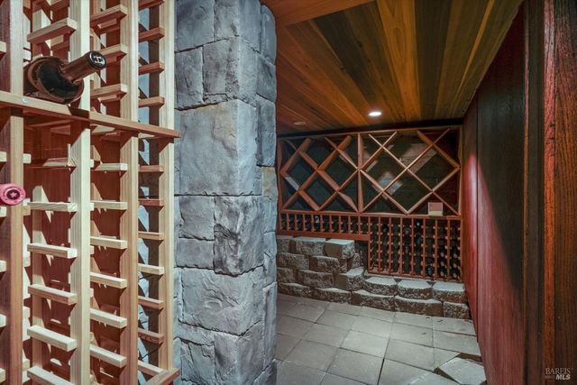 3435 Terra Linda Dr, Santa Rosa, CA 95404