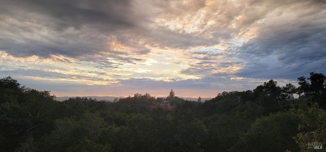 3435 Terra Linda Dr, Santa Rosa, CA 95404