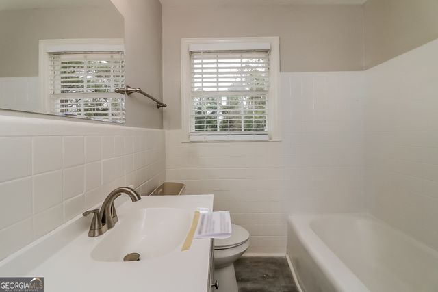 1262 Lorenzo Drive SW, Atlanta, GA 30310