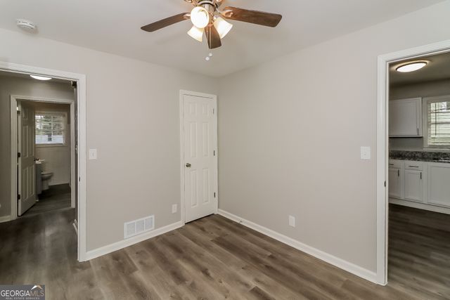 1262 Lorenzo Drive SW, Atlanta, GA 30310