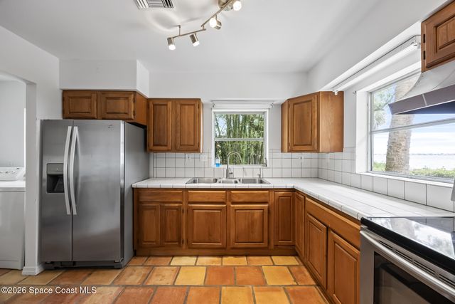 8690 S Tropical Trail, Merritt Island, FL 32952