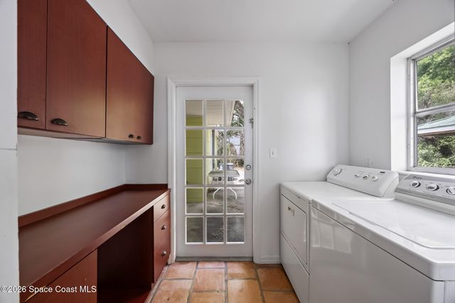 8690 S Tropical Trail, Merritt Island, FL 32952