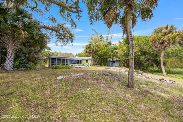 8690 S Tropical Trail, Merritt Island, FL 32952