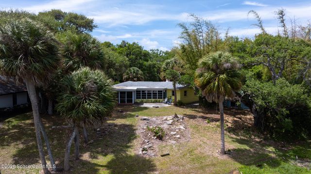 8690 S Tropical Trail, Merritt Island, FL 32952