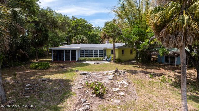 8690 S Tropical Trail, Merritt Island, FL 32952