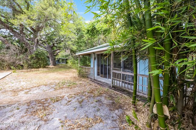 8690 S Tropical Trail, Merritt Island, FL 32952