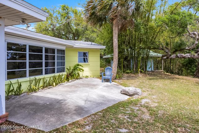 8690 S Tropical Trail, Merritt Island, FL 32952