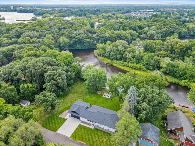 13776 189th Avenue NW, Elk River, MN 55330