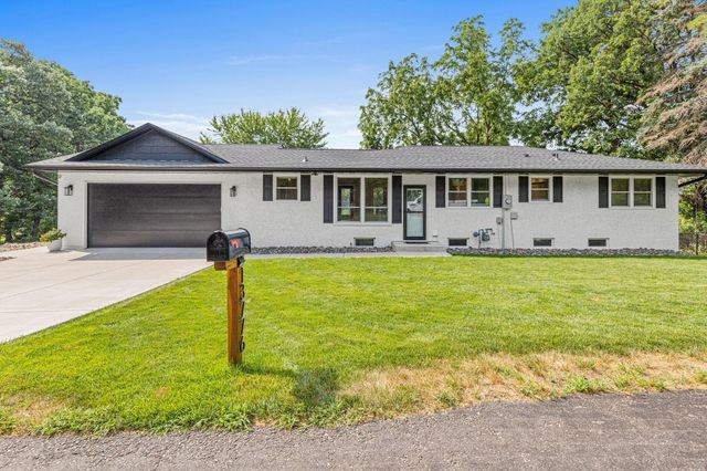13776 189th Avenue NW, Elk River, MN 55330