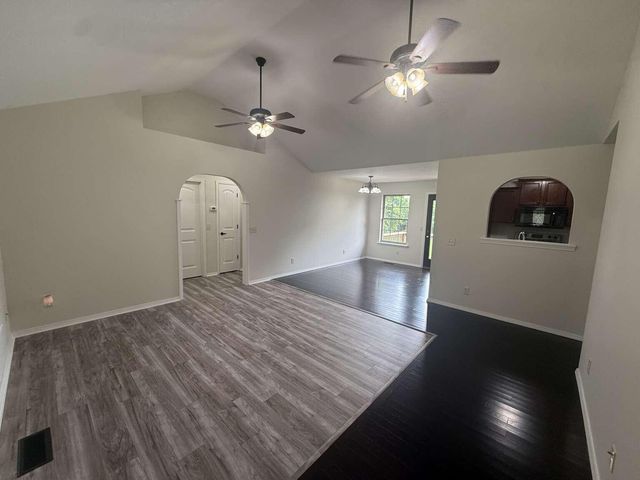 1904 S 14th Avenue, Ozark, MO 65721