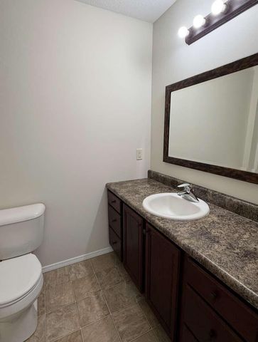 1904 S 14th Avenue, Ozark, MO 65721