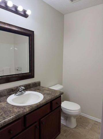 1904 S 14th Avenue, Ozark, MO 65721