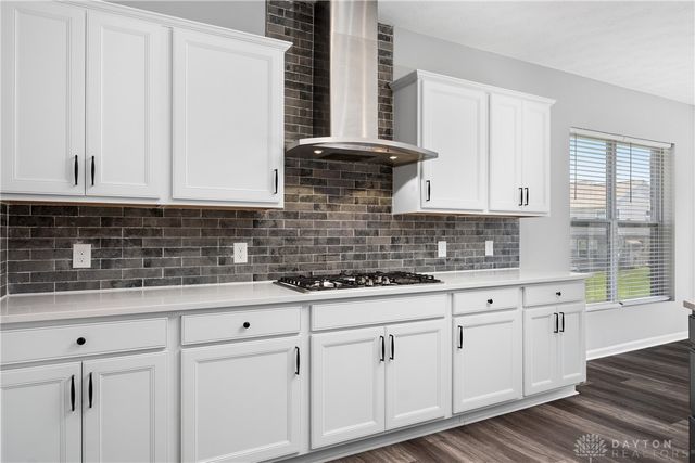 527 Carleton Drive, Dayton, OH 45440