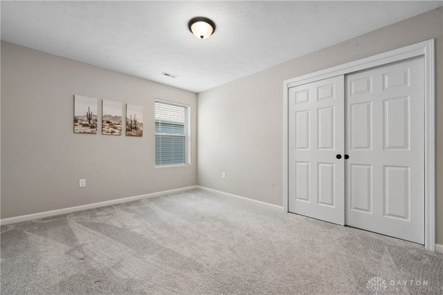 527 Carleton Drive, Dayton, OH 45440