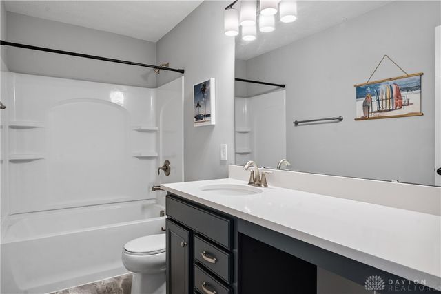 527 Carleton Drive, Dayton, OH 45440