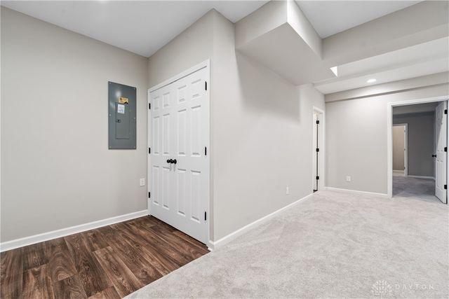527 Carleton Drive, Dayton, OH 45440