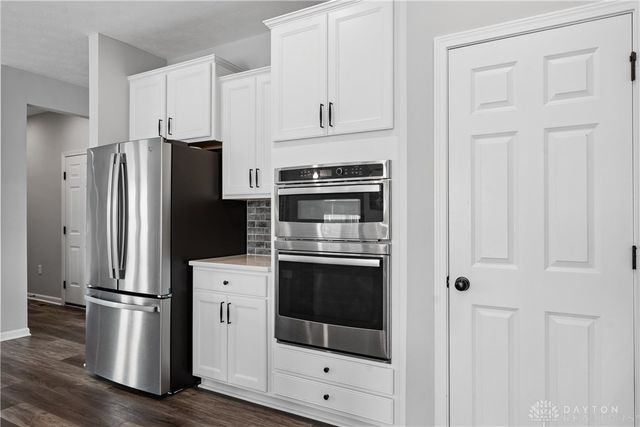 527 Carleton Drive, Dayton, OH 45440