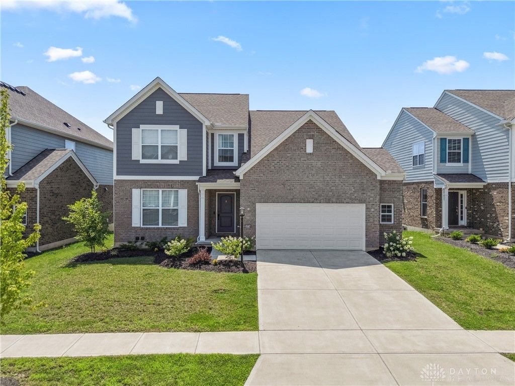 527 Carleton Drive, Dayton, OH 45440