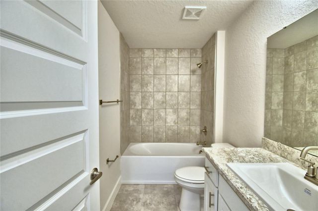 4641 CALAMINT LANE, Auburndale, FL 33823