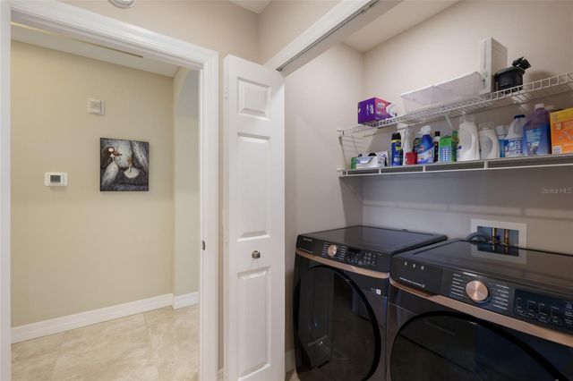 5591 CANNES CIRCLE 502, Sarasota, FL 34231