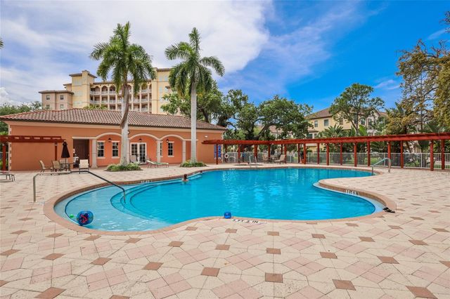 5591 CANNES CIRCLE 502, Sarasota, FL 34231