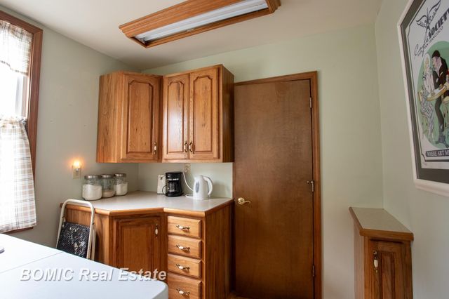 1101 S Farragut Street, Bay City, MI 48708