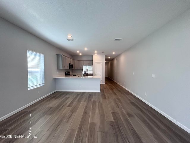 694 HOLLY LAKES Drive, Orange Park, FL 32073