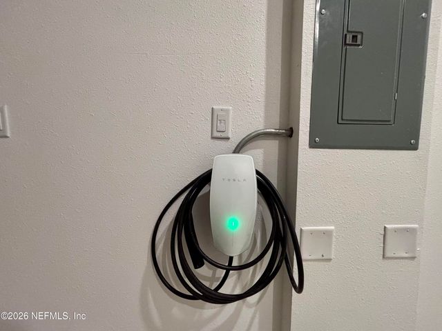 694 HOLLY LAKES Drive, Orange Park, FL 32073