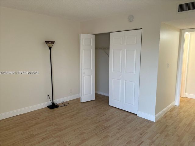 8600 N Sherman Cir 504, Miramar, FL 33025
