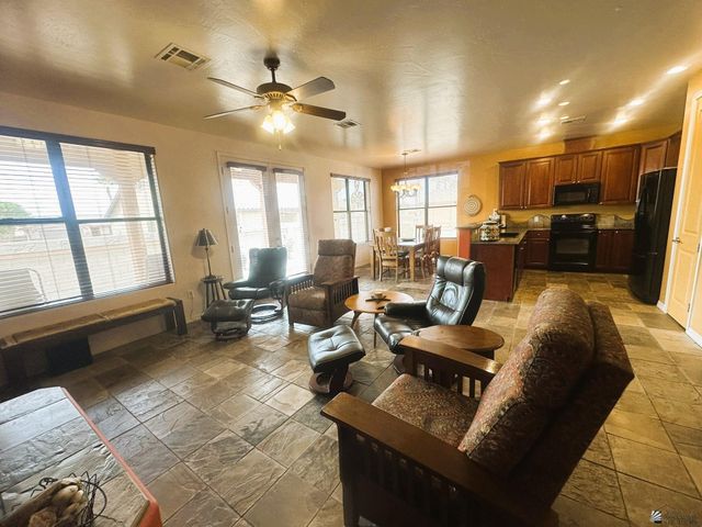 11732 S Muggins St, Wellton, AZ 85356