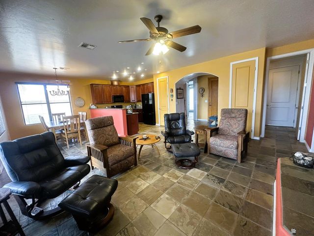 11732 S Muggins St, Wellton, AZ 85356