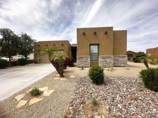 11732 S Muggins St, Wellton, AZ 85356
