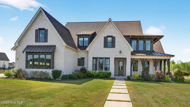1196 Seasons End Lane, Grimesland, NC 27837