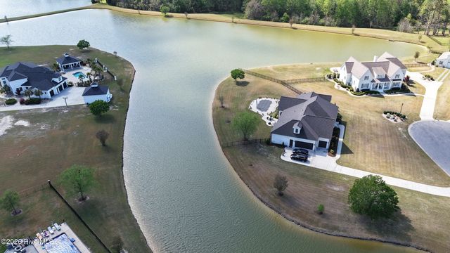 1196 Seasons End Lane, Grimesland, NC 27837