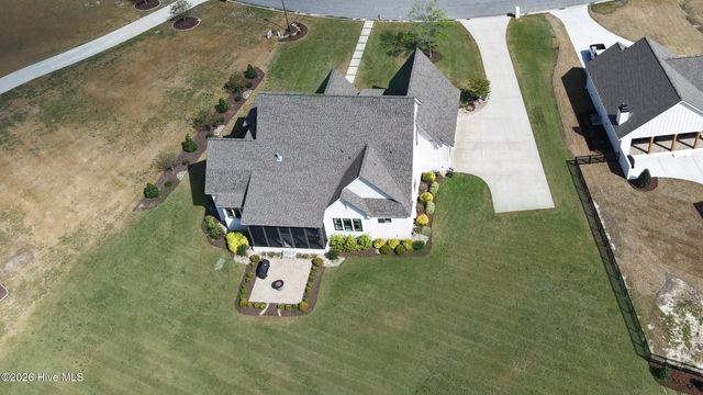 1196 Seasons End Lane, Grimesland, NC 27837