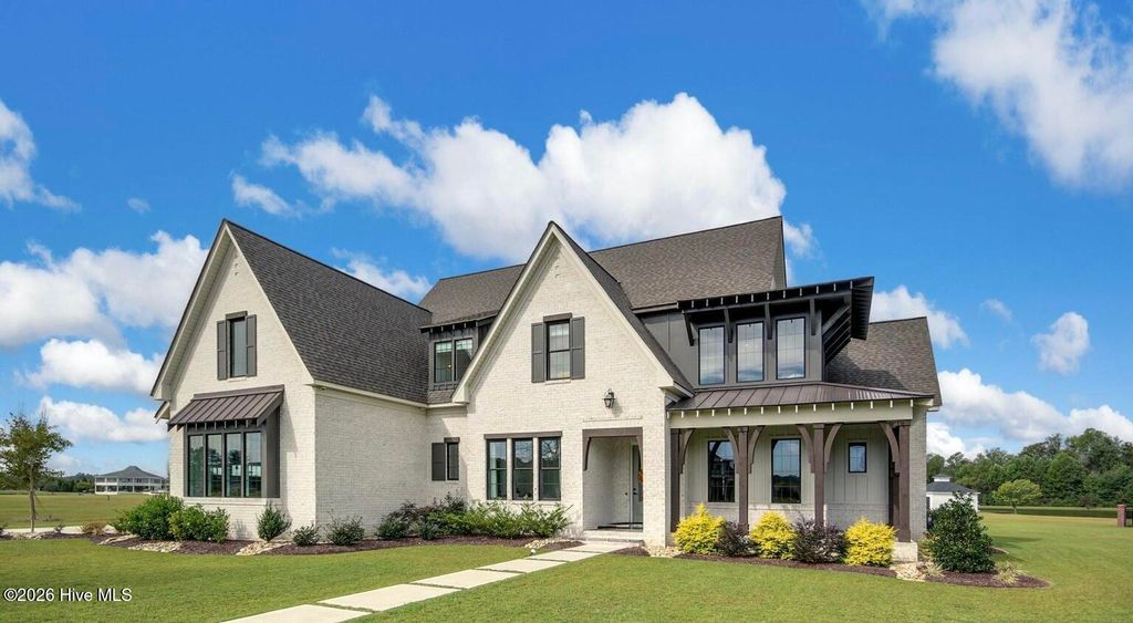 1196 Seasons End Lane, Grimesland, NC 27837