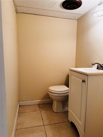 11228 Azalea Dr, Penn Hills, PA 15235