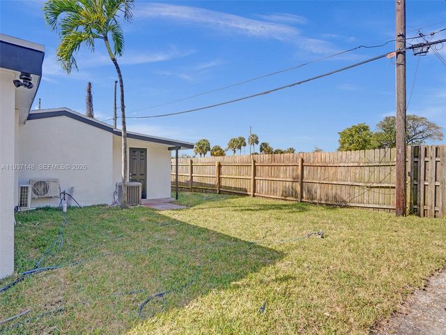 6143 SW 40th St, Miramar, FL 33023