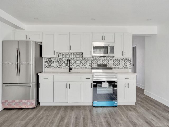 6143 SW 40th St, Miramar, FL 33023