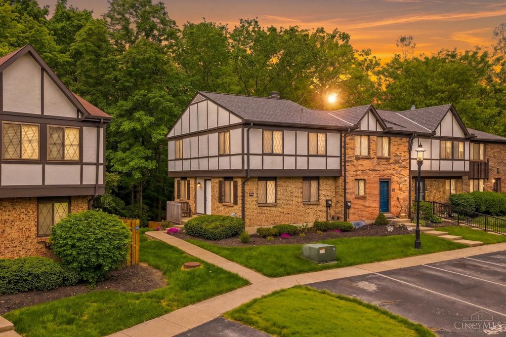 449 Dartmouth Circle, Union Twp, OH 45244